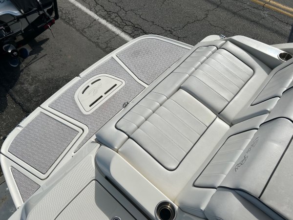 Used 2010 Sea Ray 260 Sundeck for sale